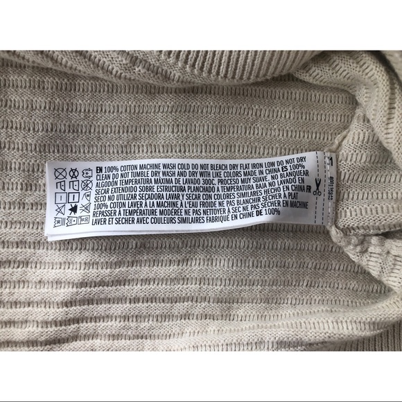 Forever 21 Cream Sweater - Picture 14 of 14